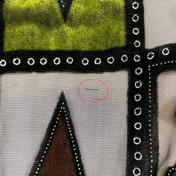 Besarani London vintage women's shawl/wrap scarf. - Picture 8 of 14